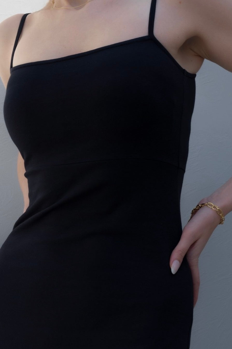 REiL BLACK DRESS