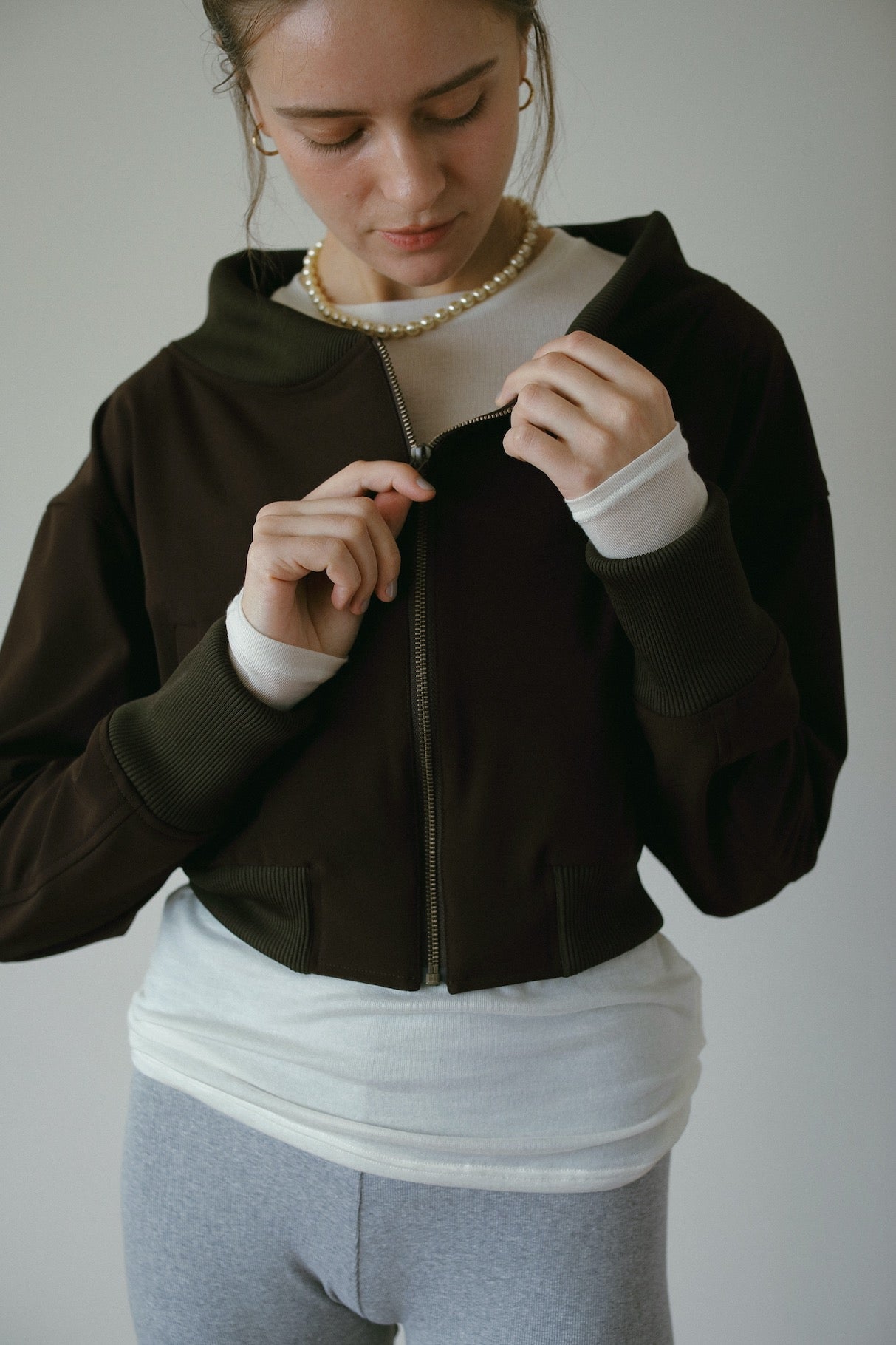 REiL off shoulder blouson -brown-